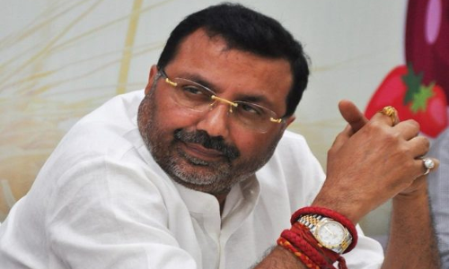 बीजेपी सांसद निशिकांत दुवे बीजेपी सांसद निशिकांत दुवे