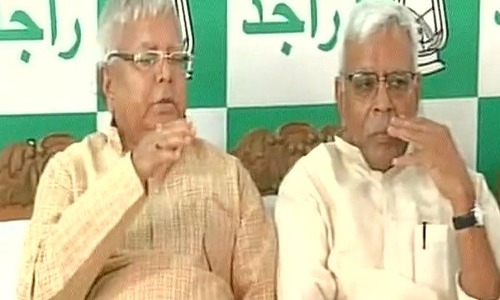 RJD में शामिल हुए पूर्व सांसद शिवानंद तिवारी, लालू ने बनाया राष्ट्रीय उपाध्यक्ष