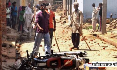 अलीगढ़ में हुई ठाकुर बनाम दलित लड़ाई, पत्थरवाजी में 10 दलित घायल अलीगढ़ में हुई ठाकुर बनाम दलित लड़ाई, पत्थरवाजी में 10 दलित घायल