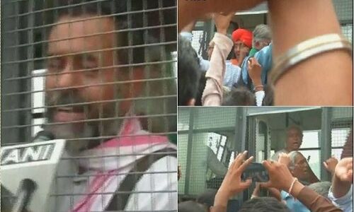 रतलाम: मेधा पाटकर, योगेंद्र यादव, स्वामी अग्निवेश को पुलिस ने हिरासत में लिया रतलाम: मेधा पाटकर, योगेंद्र यादव, स्वामी अग्निवेश को पुलिस ने हिरासत में लिया