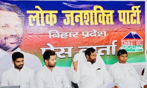 रामविलास पासवान का बसपा मुखिया पर हमला, जबाब दो इन सवालों का?