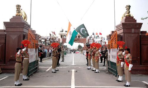 अटारी बार्डर पर रिट्रीट सेरेमनी का समय बदला