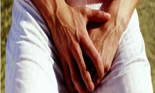 लड़की छेड़ने का विरोध किया तो दबंगों ने काट दिया प्राइवेट पार्ट