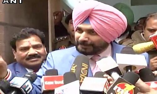 कांग्रेस नेता नवजोत सिंह सिद्धू ने अमृतसर पूर्व से भरा नामांकन