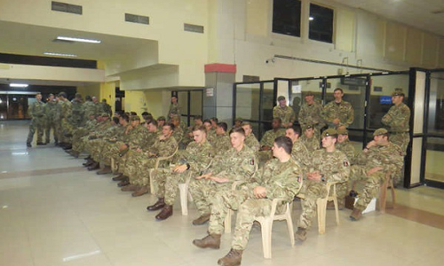 ...तो इसीलिए जयपुर एयरपोर्ट पर पहुंचे यूके सेना की बटालियन ...तो इसीलिए जयपुर एयरपोर्ट पर पहुंचे यूके सेना की बटालियन