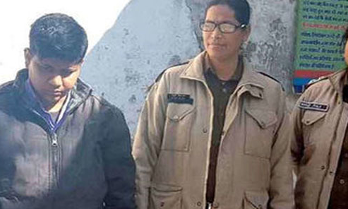 इस महिला ने पुरुष बन दो युवतियों से रचाई शादी, सेक्‍स टॉय से बनती थी संबंध