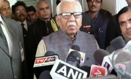 AMU दीक्षांत समारोह विवाद पर राज्यपाल राम नाईक ने दिया बड़ा बयान AMU दीक्षांत समारोह विवाद पर राज्यपाल राम नाईक ने दिया बड़ा बयान