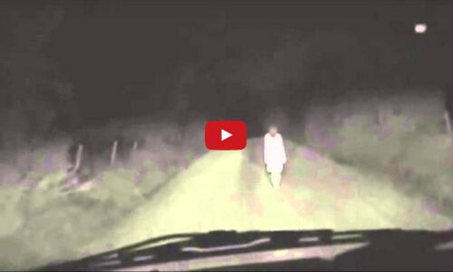 हिम्मत हो तभी देखें इस वीडियो: जब मिली दोस्तों को चुडैल तो निकल गई ..........