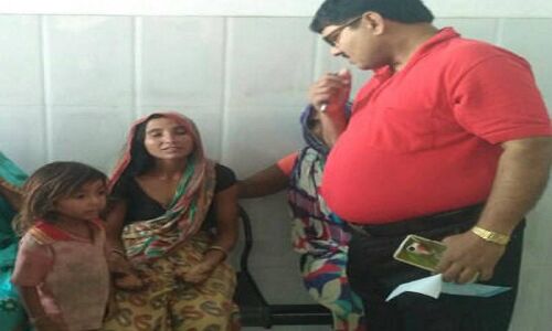 सांप के डसने के बाद पति ने अपनी बीवी को काटा, वजह जान कर हो जाएंगे हैरान