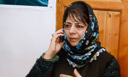 महबूबा को फोन