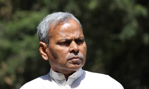 उच्चवर्गीय हिन्दू और मुस्लिम जमातें दिन रात सांप्रदायिक बिसात फैलाने में लगी है- प्रेम कुमार मणि उच्चवर्गीय हिन्दू और मुस्लिम जमातें दिन रात सांप्रदायिक बिसात फैलाने में लगी है- प्रेम कुमार मणि