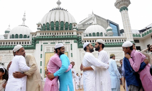 Eid ul-Fitr News : ईद उल-फ़ित्र 3 मई को मनाई जाएगी, नहीं दिखा आज चाँद