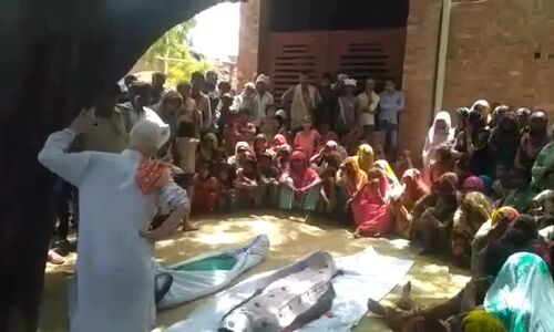 हरदोई जिले के हरियावां में आखिर क्यों मौत का फंदा चूमने को मजबूर हुई दो सगी बहनें, बना रहस्य, देखें तस्वीर