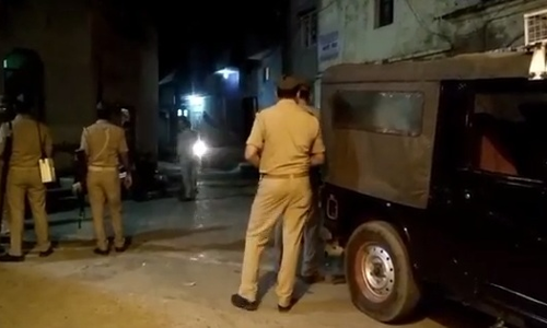 मुरादाबाद पुलिस ने मुठभेड़ के बाद पकड़ा 20 हजार का इनामिया शातिर बदमाश