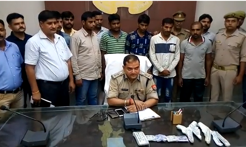 बिजनौर पुलिस ने पांच शातिर बदमाशों को पुलिस ने किया गिरफ्तार बिजनौर पुलिस ने पांच शातिर बदमाशों को पुलिस ने किया गिरफ्तार