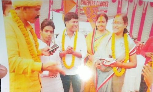 फोटो से कटी रेखा शर्मा की टिकट....? जानिए