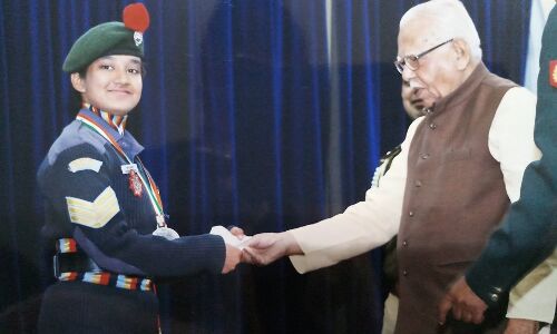 बिटिया ने बढ़ाया बनारस का मान, मिला कई सम्मान