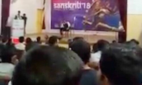 BHU:मी नाथूराम गोडसे बोलतोय को लेकर विवाद,मामला पहुंचा थाने