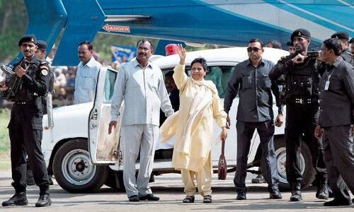 बीजेपी नेता का खुलासा, मायावती मेरे फोन पर गिडगिडाई थी फिर ... बीजेपी नेता का खुलासा, मायावती मेरे फोन पर गिडगिडाई थी फिर ...