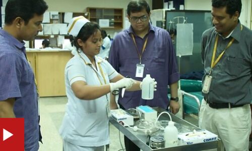 बच्चों की जान बचाती शैम्पू की बोतल, देखें वीडियो और बचाएं अपने बच्चे!