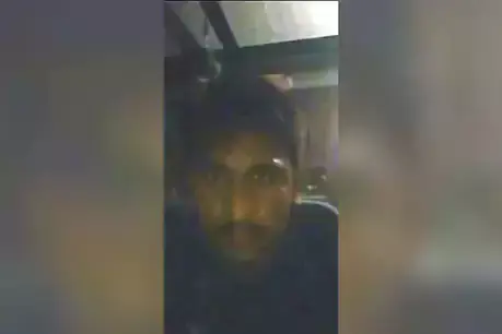 युवक ने FB LIVE पर किया सुसाइड, 2300 लोगों ने देखकर भी नहीं बताया पुलिस को और फिर ....? युवक ने FB LIVE पर किया सुसाइड, 2300 लोगों ने देखकर भी नहीं बताया पुलिस को और फिर ....?