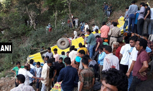 हिमाचल प्रदेश में बड़ा हादसा : खाई में गिरी स्कूल बस, 26 बच्चों की मौत हिमाचल प्रदेश में बड़ा हादसा : खाई में गिरी स्कूल बस, 26 बच्चों की मौत