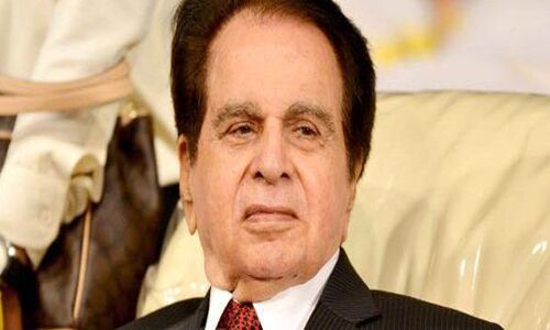 अभिनेता दिलीप कुमार की बिगड़ी तबीयत, मुंबई के लीलावती हॉस्पिटल में भर्ती