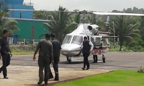 एक बार फिर बाल-बाल बचे CM फडणवीस, बैठने से पहले ही उड़ गया हेलिकॉप्टर