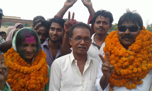 पति की हुई हार तो पत्नी ने बचाई साख