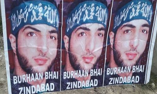 जम्मू-कश्मीर: ईद के मौके पर लगे कई आतंकियों के ईद मुबारक के पोस्टर