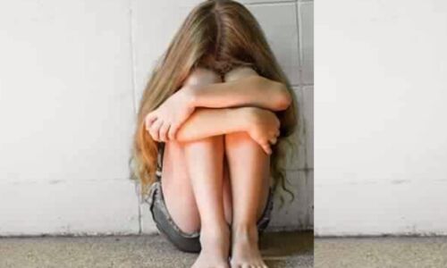 पुलिस अंकल मेरे मुंह में कपड़ा बांधकर मेरे साथ गंदा काम करते थे, जानिए इस मासूम बच्ची की कहानी! पुलिस अंकल मेरे मुंह में कपड़ा बांधकर मेरे साथ गंदा काम करते थे, जानिए इस मासूम बच्ची की कहानी!