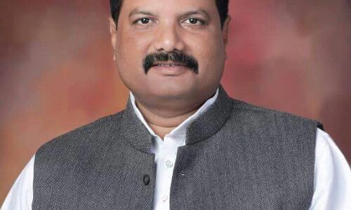 चुनावी दंगल में उतरे पूर्व मंत्री ललई यादव के भाई संजय यादव एडवोकेट,सपाई मे खुशी विरोधी दलों में हङकंप