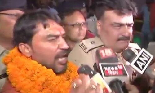 केन्द्रीय मंत्री अश्वनी कुमार के बेटे ने किया पटना में सरेंडर