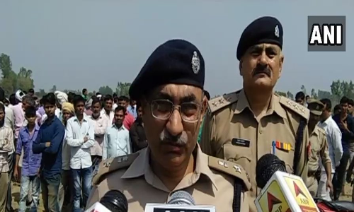 यूपी : संभल में खेत पर काम कर रहे दो किसानों की ह्त्या से फैली सनसनी, पुलिस जांच में जुटी यूपी : संभल में खेत पर काम कर रहे दो किसानों की ह्त्या से फैली सनसनी, पुलिस जांच में जुटी