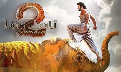 चेन्नई में बाहुबली 2 का सभी शो कैंसल होने से भड़के लोग, पुलिस ने किया लाठीचार्ज चेन्नई में बाहुबली 2 का सभी शो कैंसल होने से भड़के लोग, पुलिस ने किया लाठीचार्ज