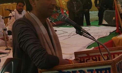 डॉ कुमार विश्वास ने दी यश भारती सम्मान से सम्मानित स्वर्गीय डॉ राम सिंह यादव को श्रद्धांजलि डॉ कुमार विश्वास ने दी यश भारती सम्मान से सम्मानित स्वर्गीय डॉ राम सिंह यादव को श्रद्धांजलि