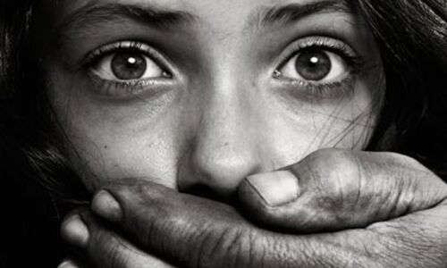 योगी कहर का सबसे बड़ा असर: 72 घंटे कार्यवाही 27 लड़कियां बरामद! पढ़ें पूरी खबर