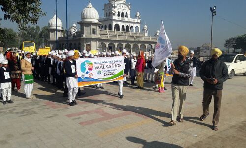 अकाल अकादमियों ने की नशे के खिलाफ भारत की सबसे बड़ी वाल्कथॉन अकाल अकादमियों ने की नशे के खिलाफ भारत की सबसे बड़ी वाल्कथॉन