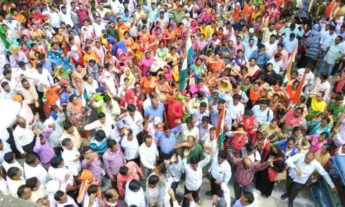 शिक्षामित्र का प्रतिनिधिमंडल आज मिलेंगे राष्ट्रपति से, मांगेंगे इच्छा मृत्यु शिक्षामित्र का प्रतिनिधिमंडल आज मिलेंगे राष्ट्रपति से, मांगेंगे इच्छा मृत्यु