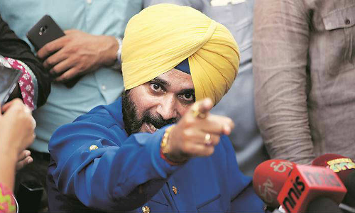 इस नेता को बताया नवजोत सिध्दू बंदर मचा हडकम्प! इस नेता को बताया नवजोत सिध्दू बंदर मचा हडकम्प!