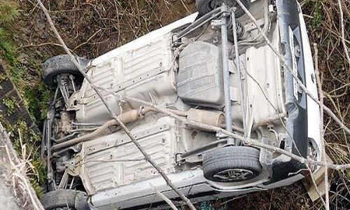 उत्तराखंड: मनाली के नेहरु कुंड में गहरी खाई में कार के गिर जाने से 3 की मौत , 9 घायल उत्तराखंड: मनाली के नेहरु कुंड में गहरी खाई में कार के गिर जाने से 3 की मौत , 9 घायल