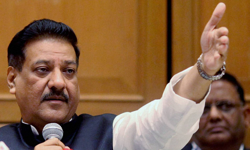 महाराष्ट्र में शिवसेना से गठजोड़ के पक्ष में कांग्रेस, गठबंधन को लेकर पूर्व सीएम ने दिया बड़ा बयान महाराष्ट्र में शिवसेना से गठजोड़ के पक्ष में कांग्रेस, गठबंधन को लेकर पूर्व सीएम ने दिया बड़ा बयान