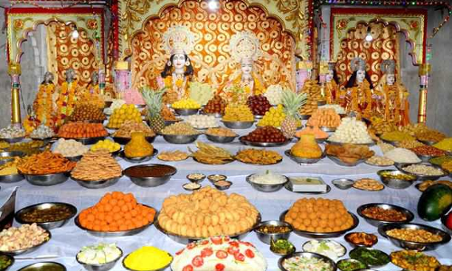 क्यों पूजा के बाद भगवान को लगाया जाता है भोग, जानें क्या है महत्व