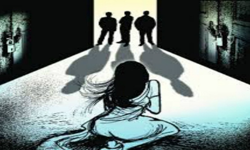 काँप गया कलेजा यह सुनकर, कैसे निकले होंगे मासूम के प्राण, पोस्टमार्टम रिपोर्ट सुनकर रो देंगें आप! काँप गया कलेजा यह सुनकर, कैसे निकले होंगे मासूम के प्राण, पोस्टमार्टम रिपोर्ट सुनकर रो देंगें आप!