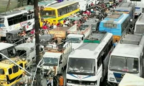 अतिक्रमण कर रही 14 बसों का हुआ चालान, बस मालिकों पर भी कार्यवाही  के आदेश