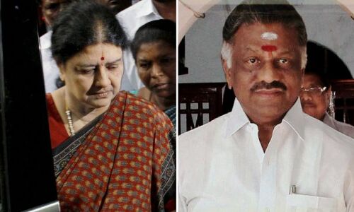 शशिकला Vs पन्नीरसेल्वम : राज्यपाल ने केंद्र और राष्ट्रपति को भेजी रिपोर्ट, अब दिल्ली में होगा फैसला शशिकला Vs पन्नीरसेल्वम : राज्यपाल ने केंद्र और राष्ट्रपति को भेजी रिपोर्ट, अब दिल्ली में होगा फैसला