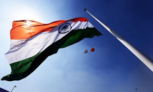 अटारी सीमा पर लगाया गया देश का सबसे ऊंचा तिरंगा