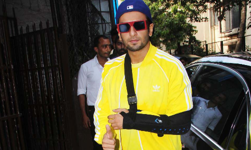 रणवीर सिंह IPL 11 की ओपनिंग सेरेमनी में कंधे की चोट के चलते नहीं कर पाएंगे परफॉर्म!