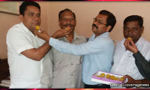 पीलीभीत : पूर्व मंत्री अनीस अहमद के बसपा में शामिल होने कार्यकर्ताओं में खुशी की लहर