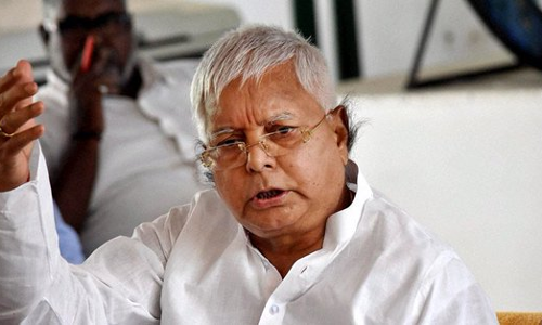 सीबीआई ने आईआरसीटीसी घोटाला मामले में 14 लोगों के खिलाफ चार्जशीट की फाइल, लालू, राबड़ी और तेजस्वी की मुश्किलें बड़ी सीबीआई ने आईआरसीटीसी घोटाला मामले में 14 लोगों के खिलाफ चार्जशीट की फाइल, लालू, राबड़ी और तेजस्वी की मुश्किलें बड़ी